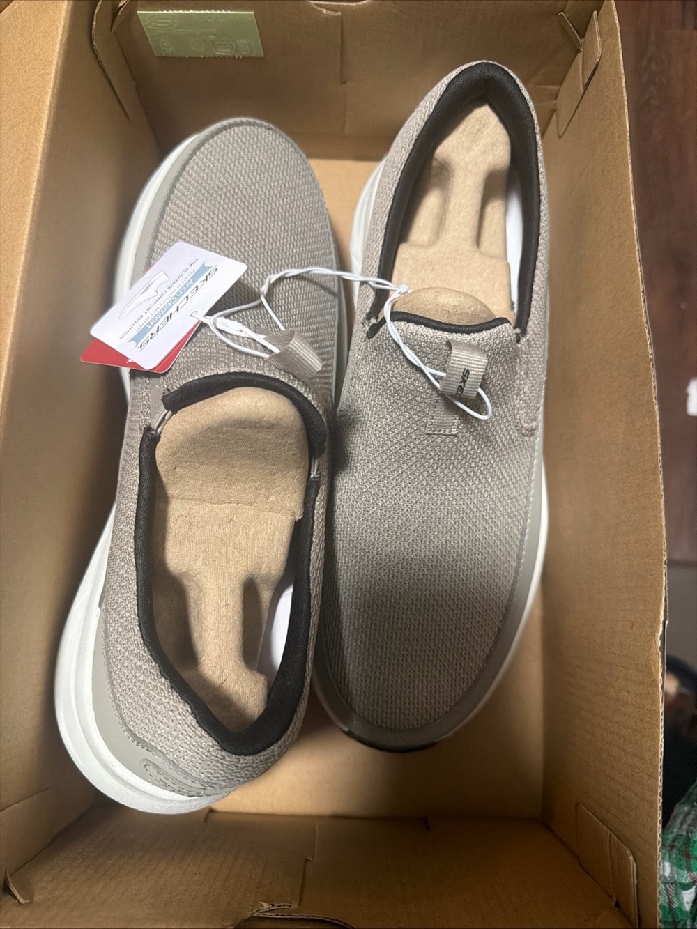 Skechers Arch Comfort Men's Beige Slip-on Mesh Loafer Tennis Shoes Sz 9